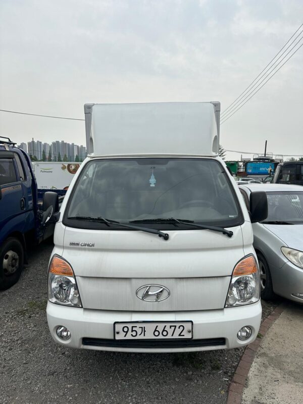 2012 HYUNDAI PORTER II 1 TON BOX