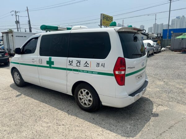 2013 HYUNDAI GRAND STAREX AMBULANCE - Image 7