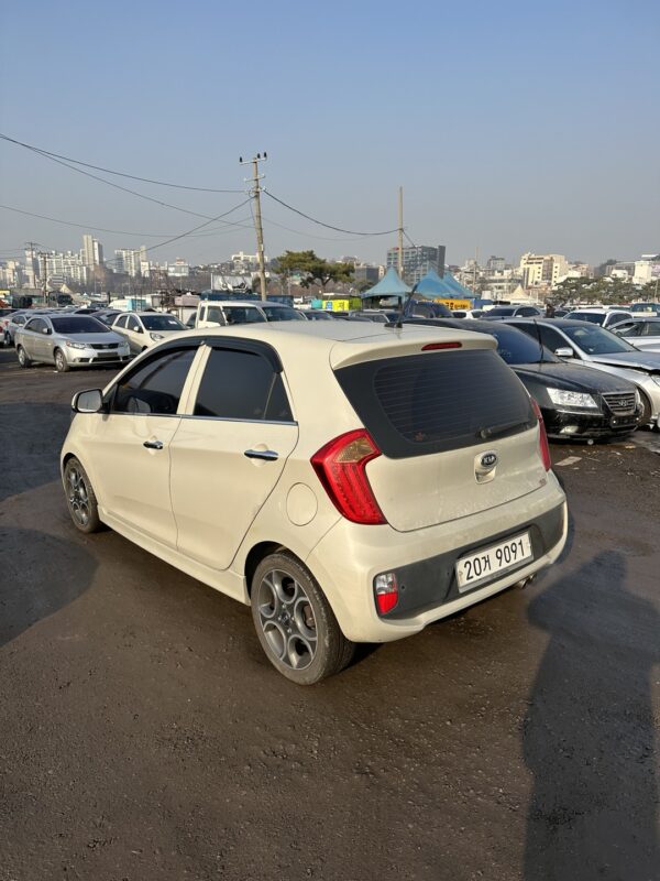 2012 KIA MORNING BEIGE - Image 6