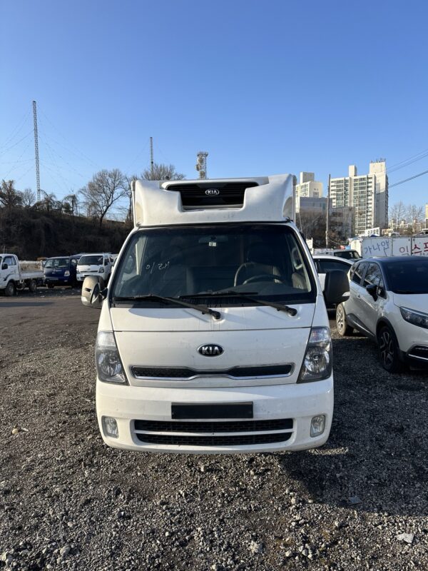 2017 KIA BONGO III 1.2 TON ICE BOX