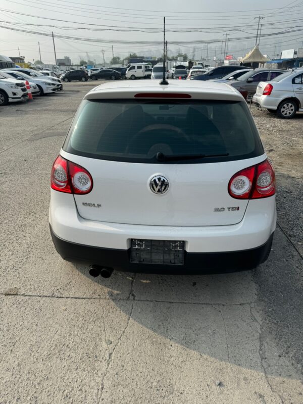 2009 VOLKSWAGEN GOLF 2.0 TDI - Image 8