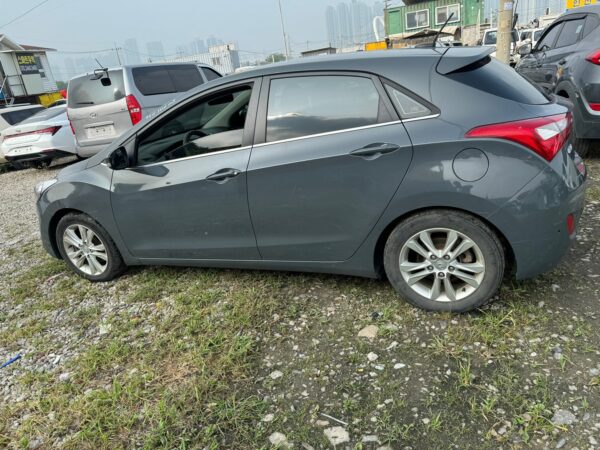 2012 HYUNDAI I30 - Image 8