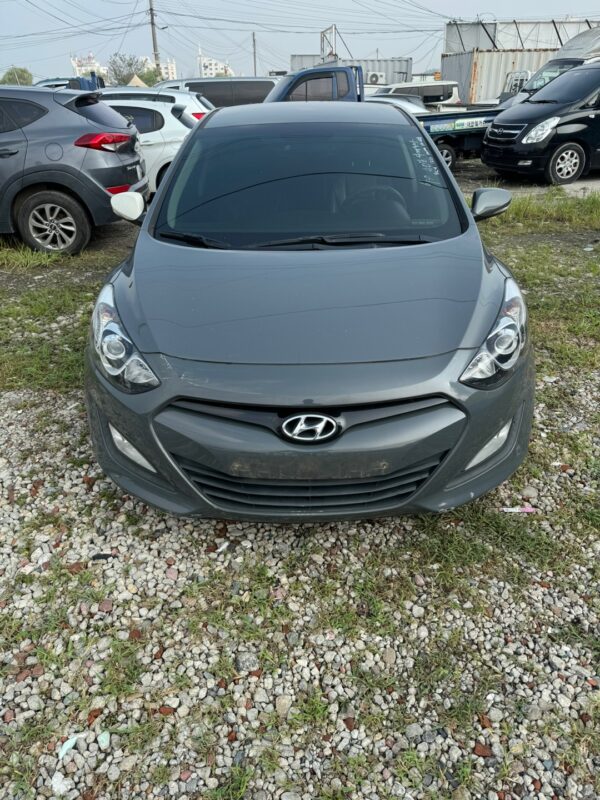 2012 HYUNDAI I30