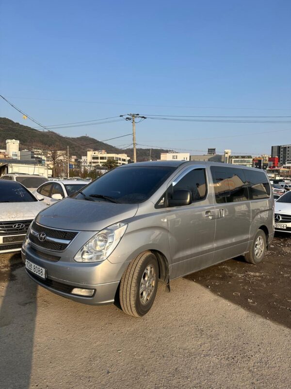 2014 HYUNDAI GRAND STAREX - Image 12