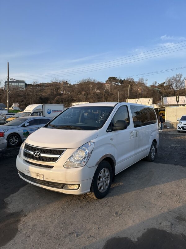 2012 HYUNDAI GRAND STAREX WHITE - Image 3