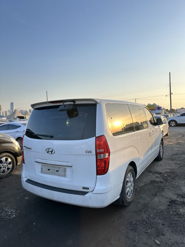 2012 HYUNDAI GRAND STAREX WHITE - Image 5