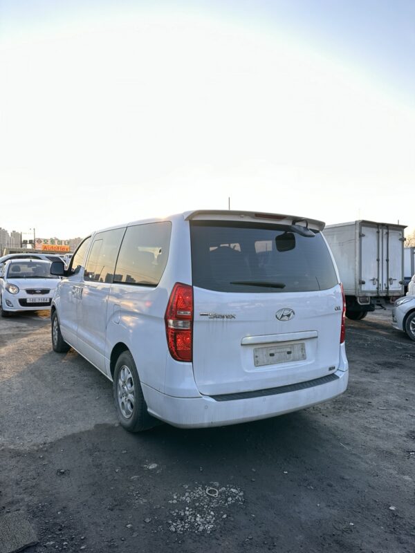 2012 HYUNDAI GRAND STAREX WHITE - Image 6