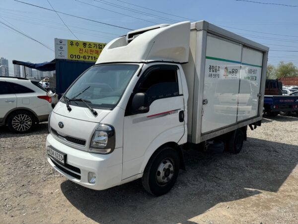 2020 KIA BONGO III 1.2 TON ICE BOX - Image 2