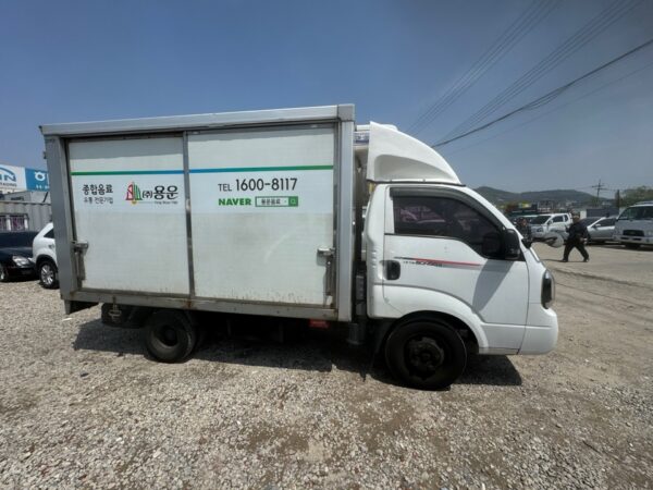 2020 KIA BONGO III 1.2 TON ICE BOX - Image 4