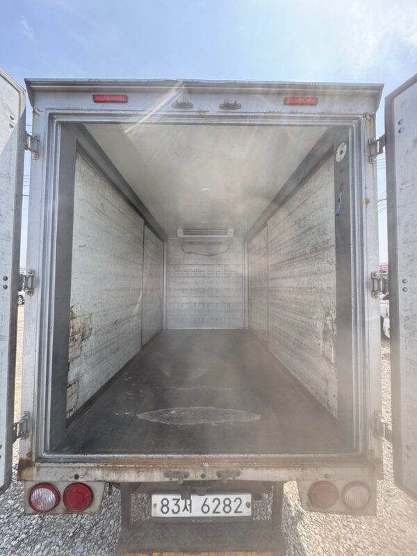 2020 KIA BONGO III 1.2 TON ICE BOX - Image 14
