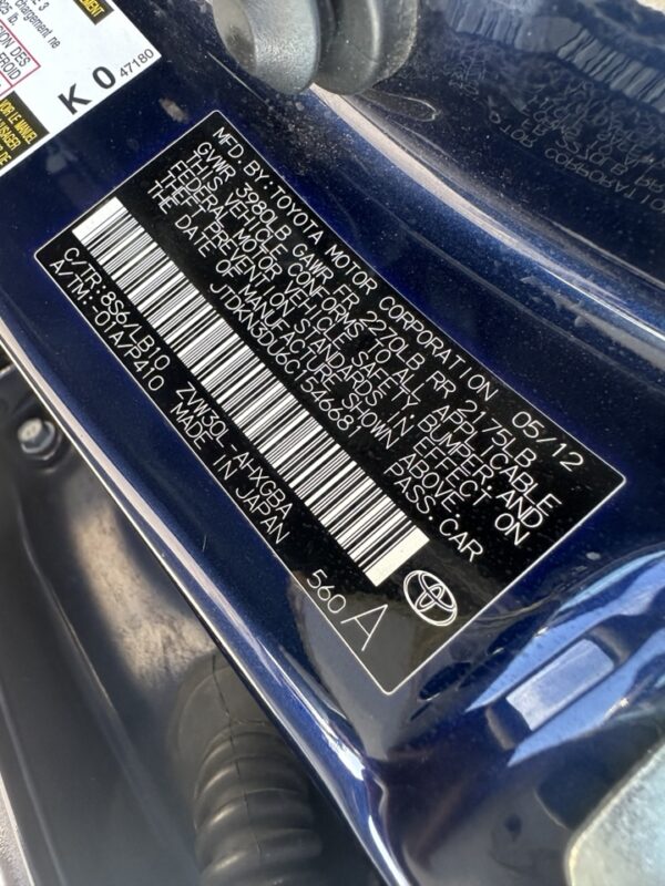 Toyota Prius  2012 BLUE     (51) - Image 9