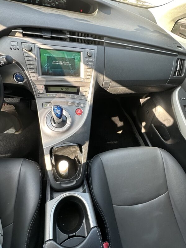 Toyota Prius  2012 BLUE     (51) - Image 11