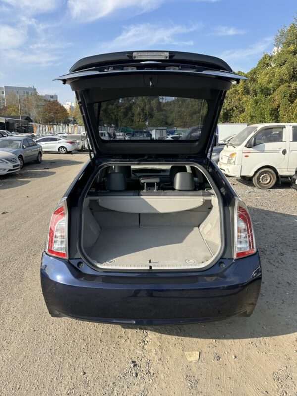 Toyota Prius  2012 BLUE     (51) - Image 14