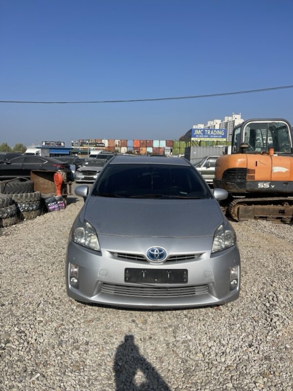 Toyota Prius  2011 Silver      (52)