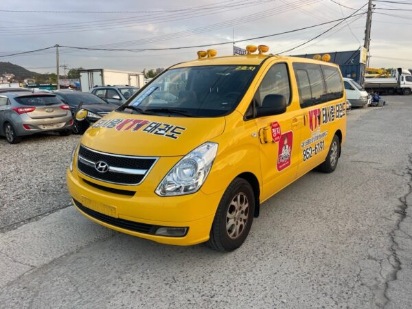 Hyundai GRAND STAREX 2011 yellow   (53) - Image 5