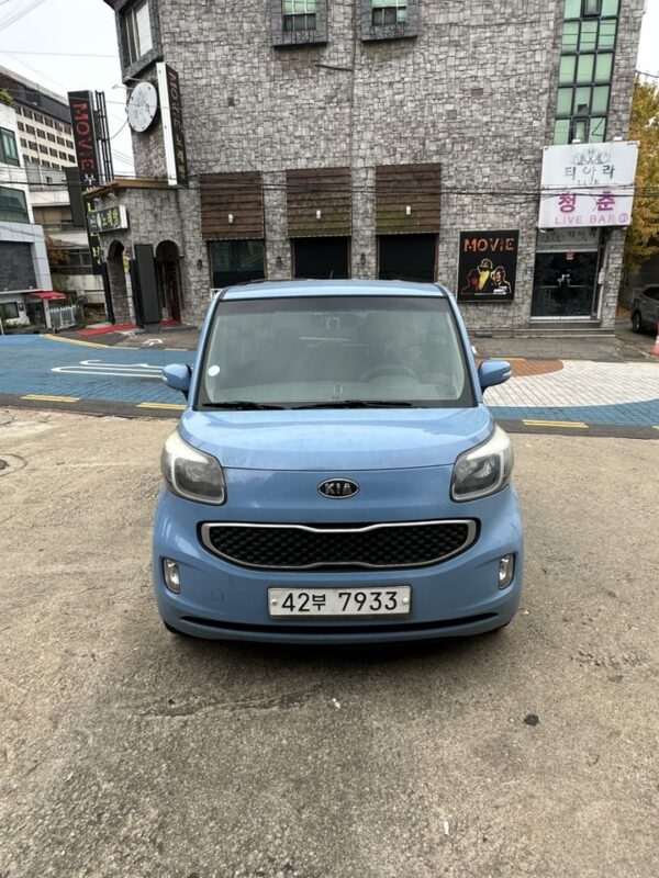 Kia.  Kia ray 2012 blue