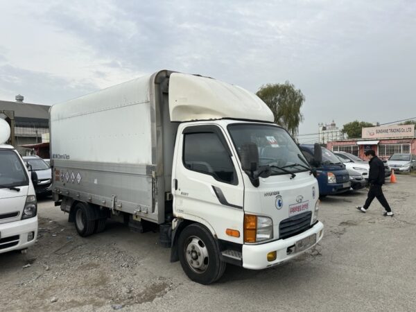 2008 Hyundai mighty wing body 2 ton     (55) - Image 2