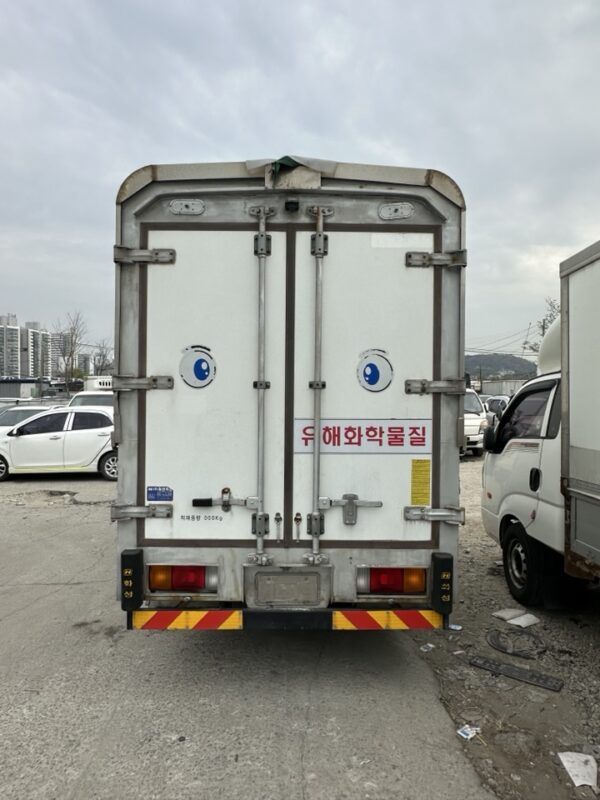 2008 Hyundai mighty wing body 2 ton     (55) - Image 4