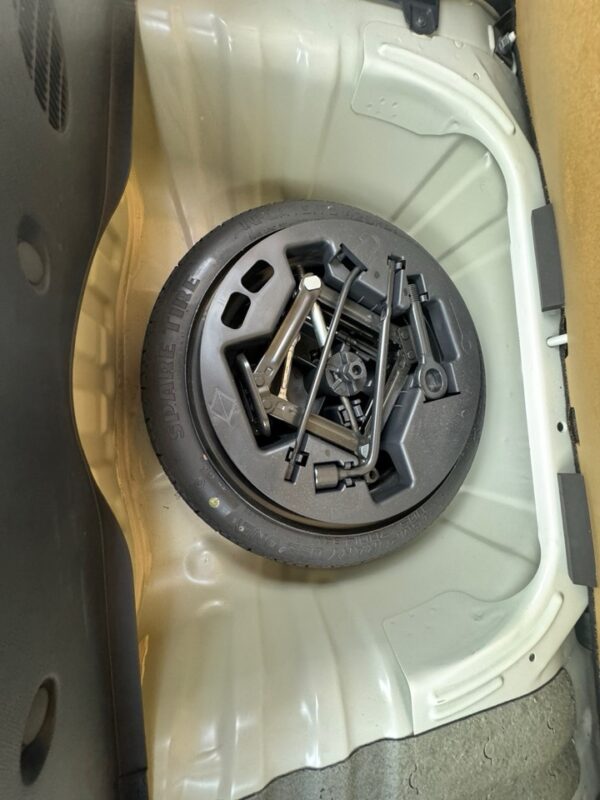 2011 Kia morning white      (54) - Image 11