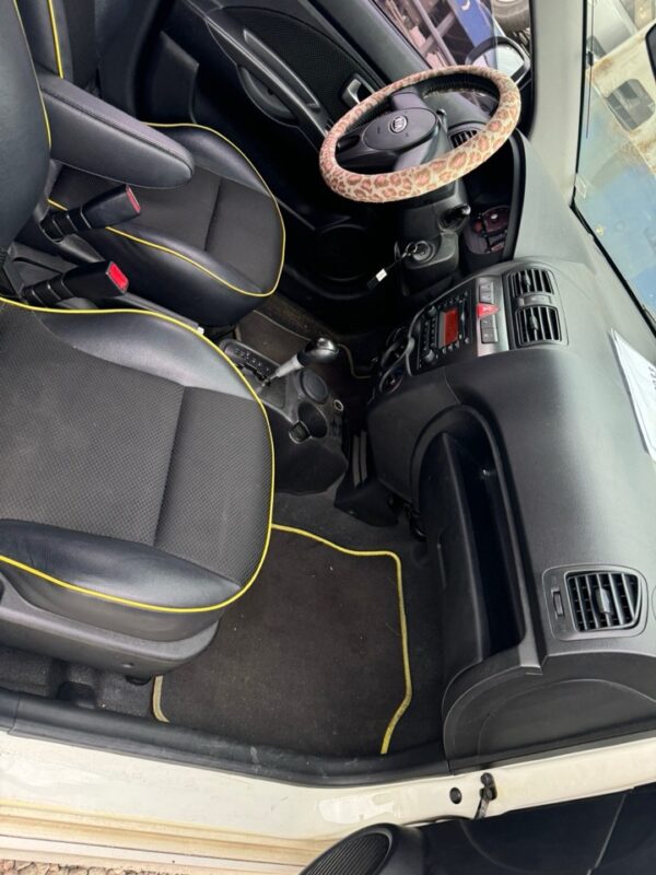 2011 Kia morning white      (54) - Image 12