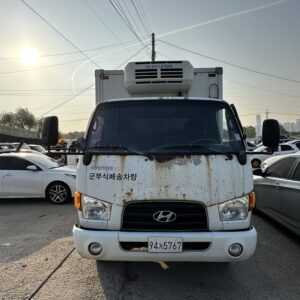 Hyundai MIGHTY 3.5 TON ICE BOX 2013