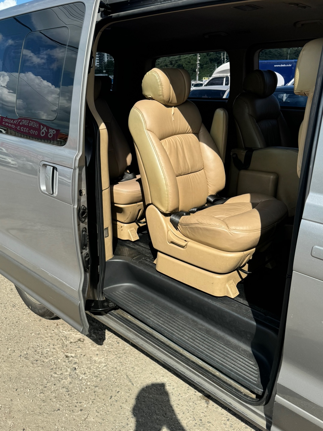 Hyundai GRAND STAREX 2011 - Image 5