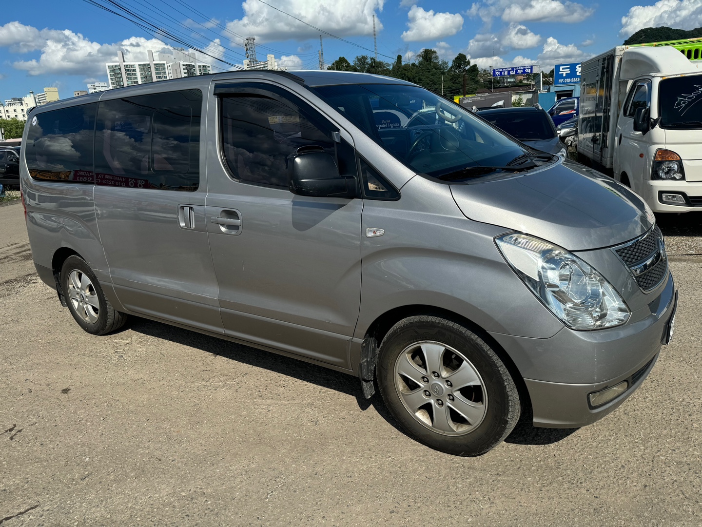 Hyundai GRAND STAREX 2011 - Image 15