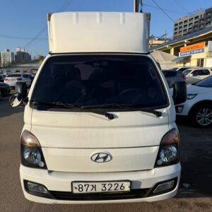 Hyundai PORTER II 1 TON BOX 2016